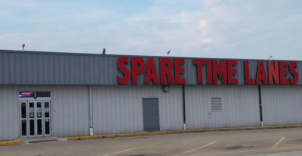 Spare Time Lanes Family Fun Center